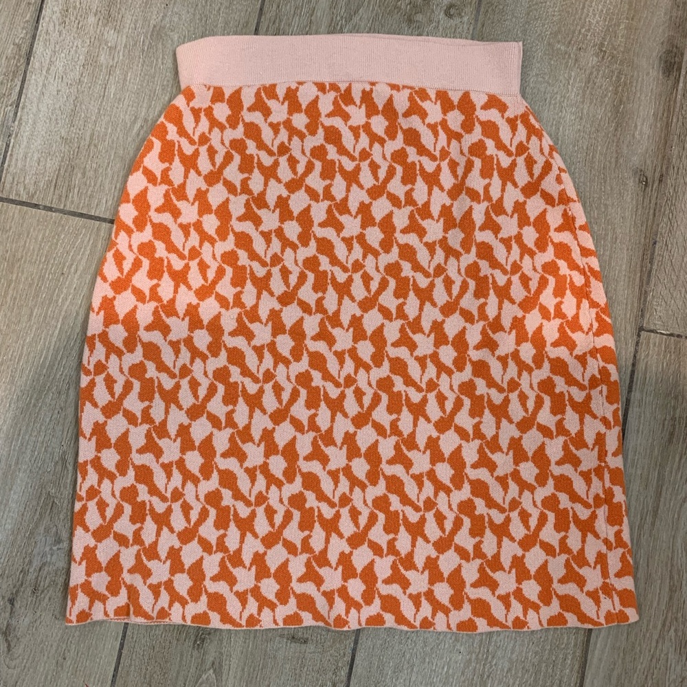 Patterned sweater skirt